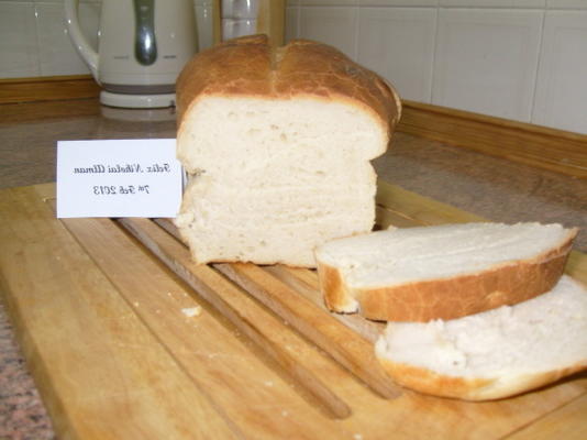 het eenvoudige witte brood van felix