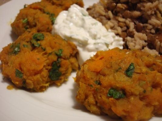 gebakken butternut falafels met komkommer-yoghurt dip