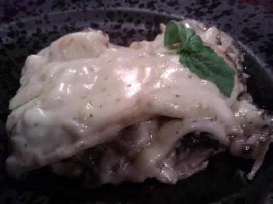 portobello lasagne met basilicumroom