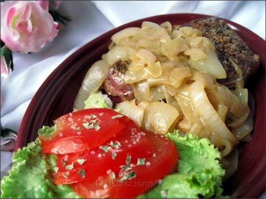 zwiebeln salat (Zwitserse uiensalade)