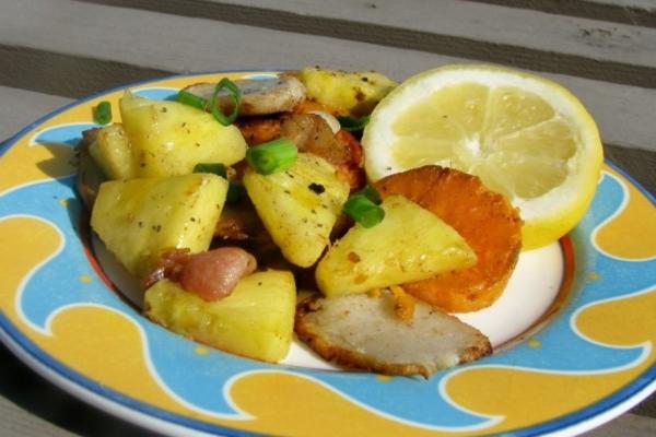 taro, ananas, zoete aardappel en spek