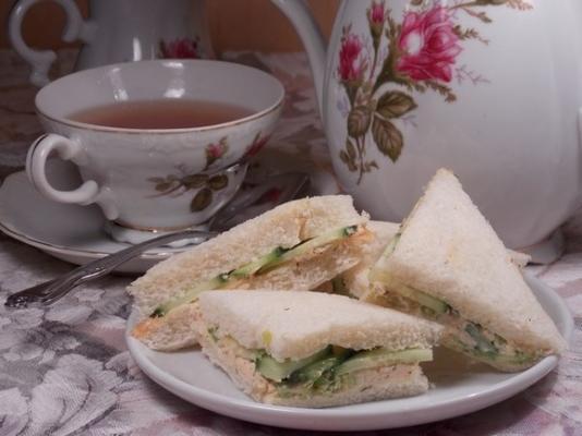 komkommer en dille-theesandwich