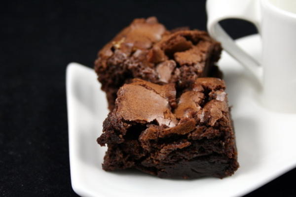 ooey-gooey marshmallow brownies