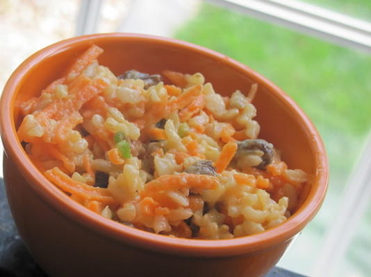 rozijnen-, rijst- en wortelsalade