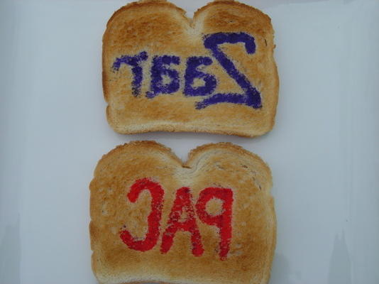 grappig gezicht toast recept