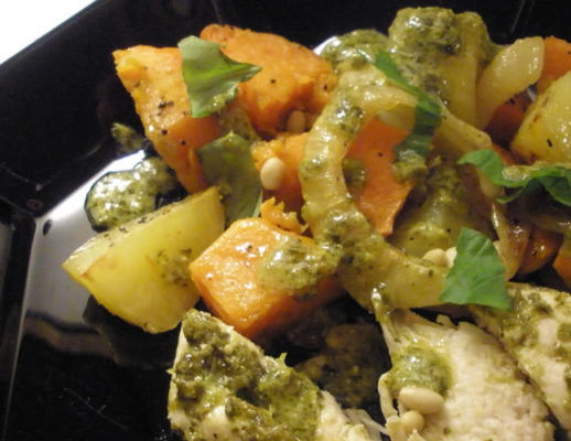 pesto gemarineerde kip met geroosterde groenten