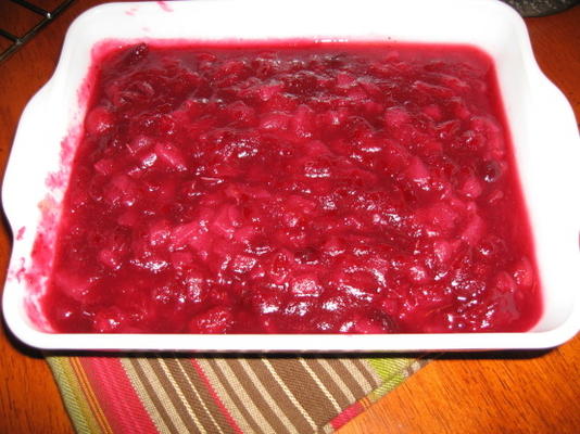 cranberrysaus met peer