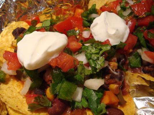 snel en eenvoudig zwarte bonen nacho's vegetarisch