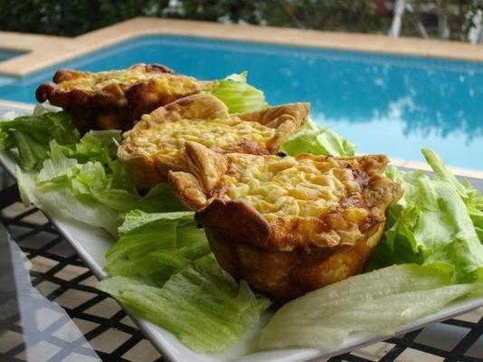 champignons, spinazie en hamtaartjes / quiches