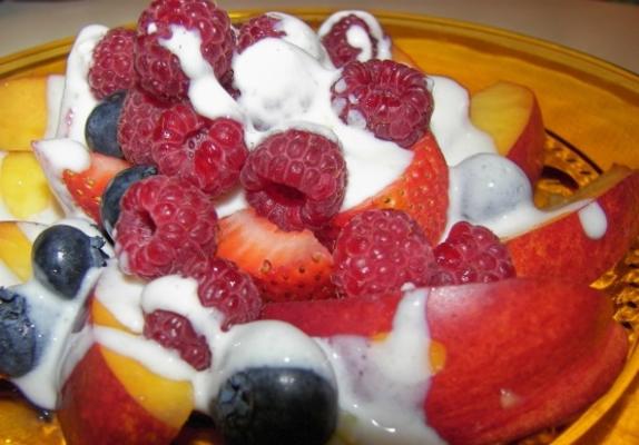 zomerfruit met limoenkoeler