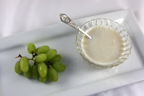 witte gazpacho (gazpacho blanco)