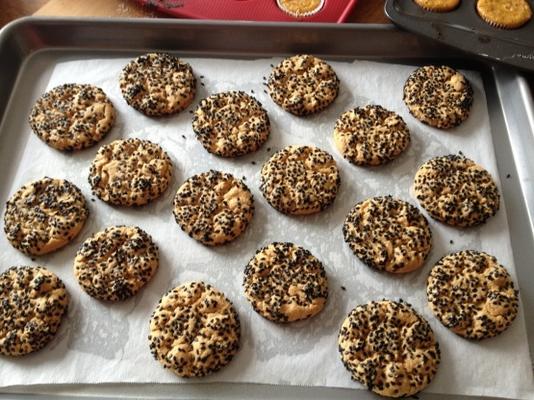 zwarte sesamzaad pindakaaskoekjes