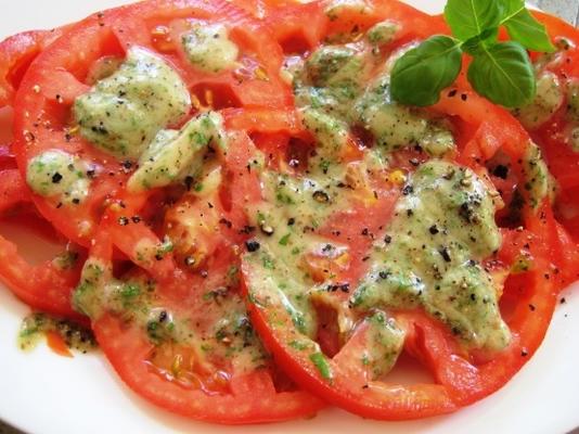 tomaten met basilicumvinaigrette