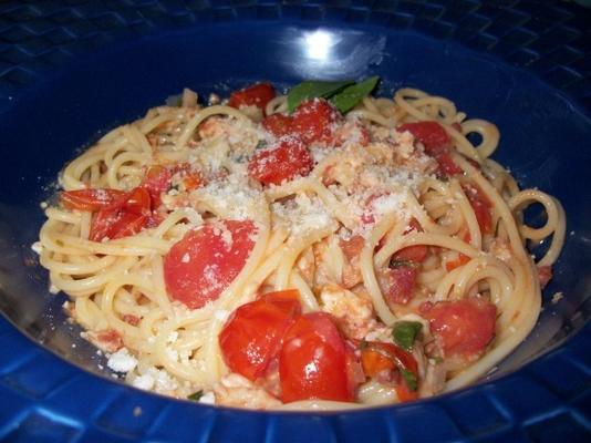 cherrytomaat spaghetti all'amatriciana - rachael straal