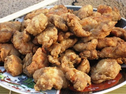 chicken karaage (japanese chicken nuggets)