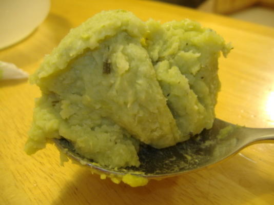 lima bonen puree of groene aardappelpuree
