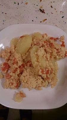 tomaat en aardappelomelet (cyprusgerecht)