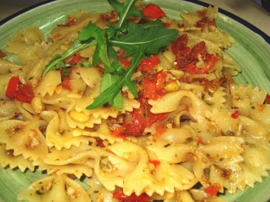 favoriete kip pasta van lichte en smakelijke smaak van thuis