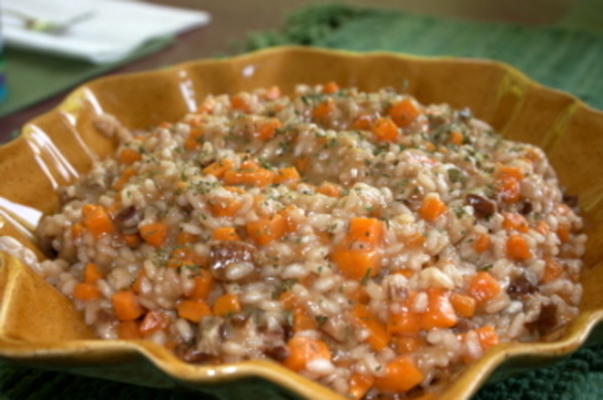 zoete aardappel en risotto van pecannoten