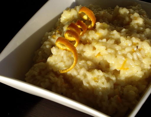 oranje risotto met fontina kaas