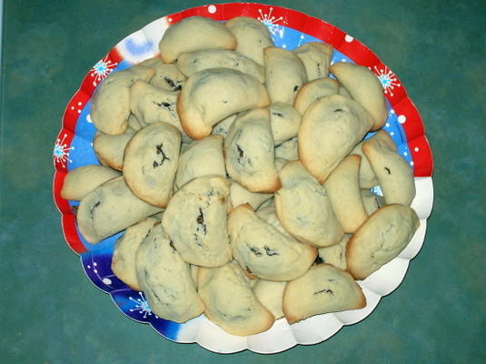 gedroogde kersen-amandel gevulde koekjes