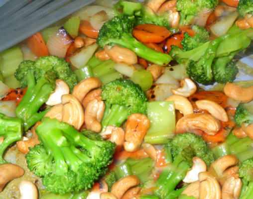 roerbak groenten met cashewnoten