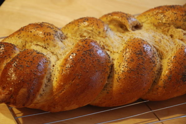 ma's volkoren honing challah