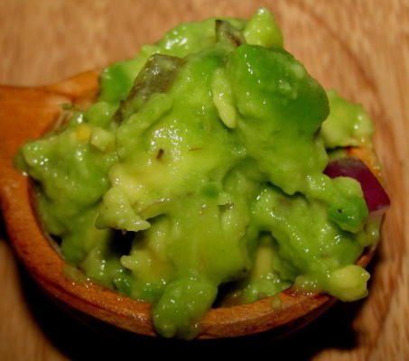 zesty jalapeno guacamole