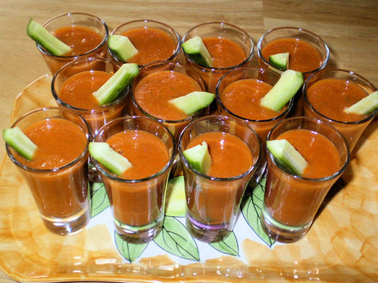 mini gekoelde gazpacho, tapas