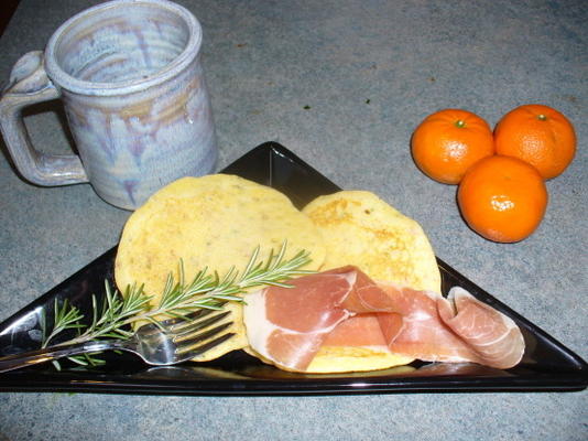 prosciutto en rozemarijn maïsmeelkoekjes