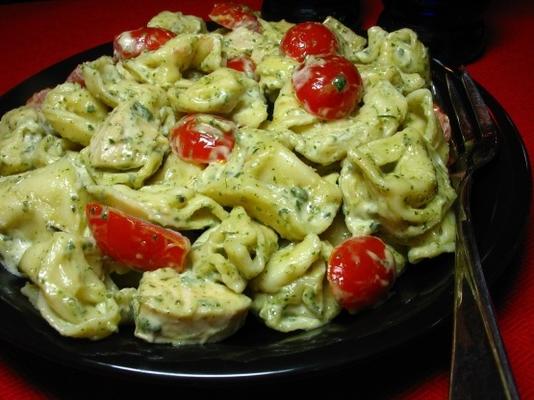 pesto chicken tortollini salade