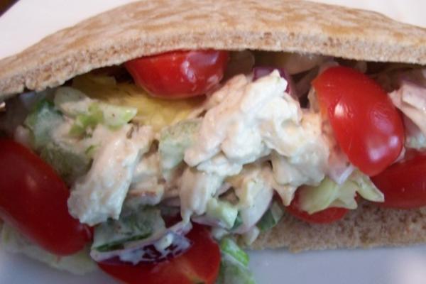 kip en salade pitas