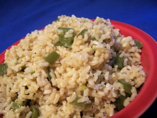 groene peper bruine rijst
