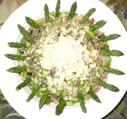 risotto van asperges met shiitake-paddenstoelen
