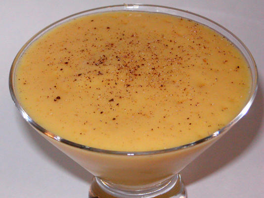 koude mango en rum soep (sopa fria de mango y ron)