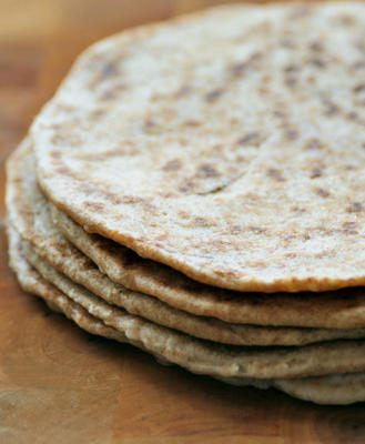 volkoren piadinas of Italiaans plat brood