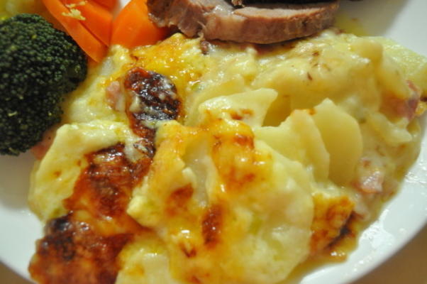 gratin van ham en gruyere aardappel