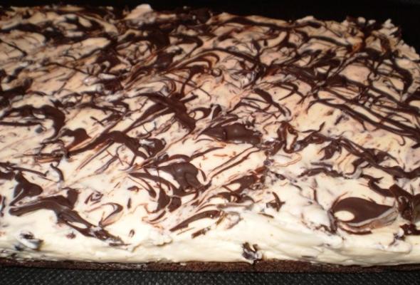 chocolade cheesecake slice