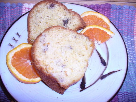 eenvoudige oranje banaan bundt cake