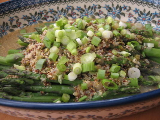 verse asperges met citroen-kruidensaus