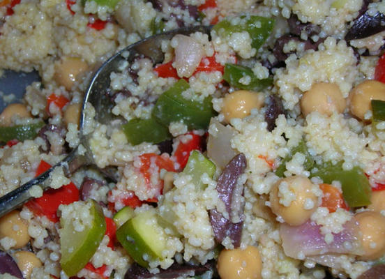 mediterrane couscous en groenten