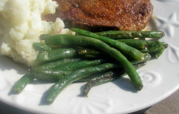 gegrilde cajun groene bonen