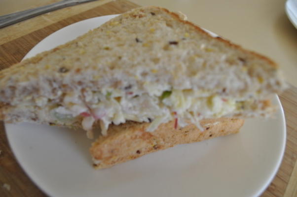 Apple slaw sandwich vuller