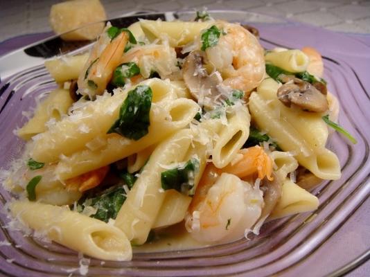 romige garnalen en spinazie pasta
