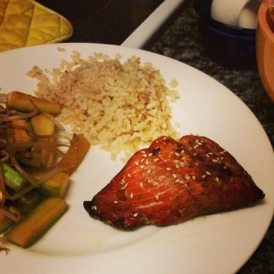 Japanse wasabi soja zalm