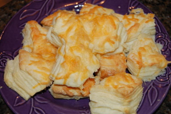 kaaswiggen (gemaakt met bevroren koekjes)