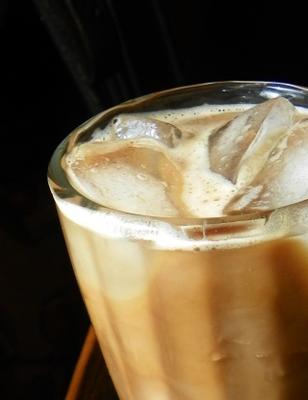 iced kardemom espresso