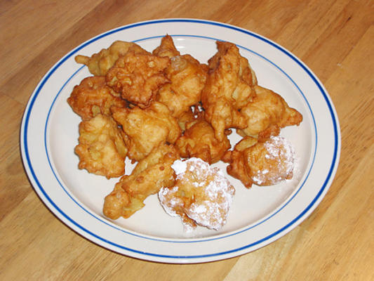 gamma betty's appelbeignets