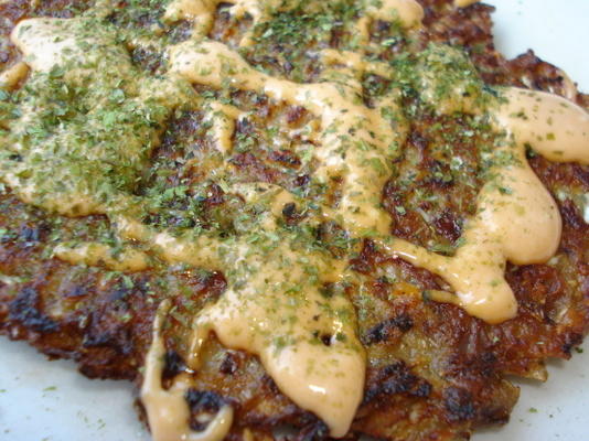 Japanse groentepannekoeken (okonomiyaki)