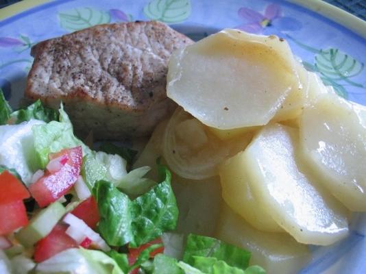 varkensvlees en aardappel bakken